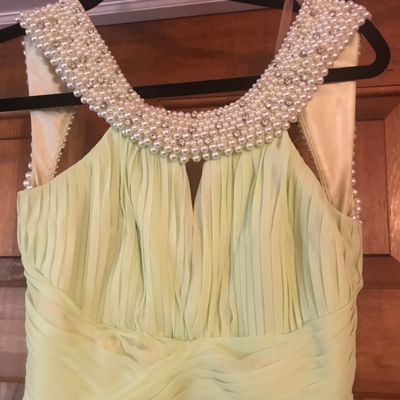 Prom Dress - Picture 2 of 6